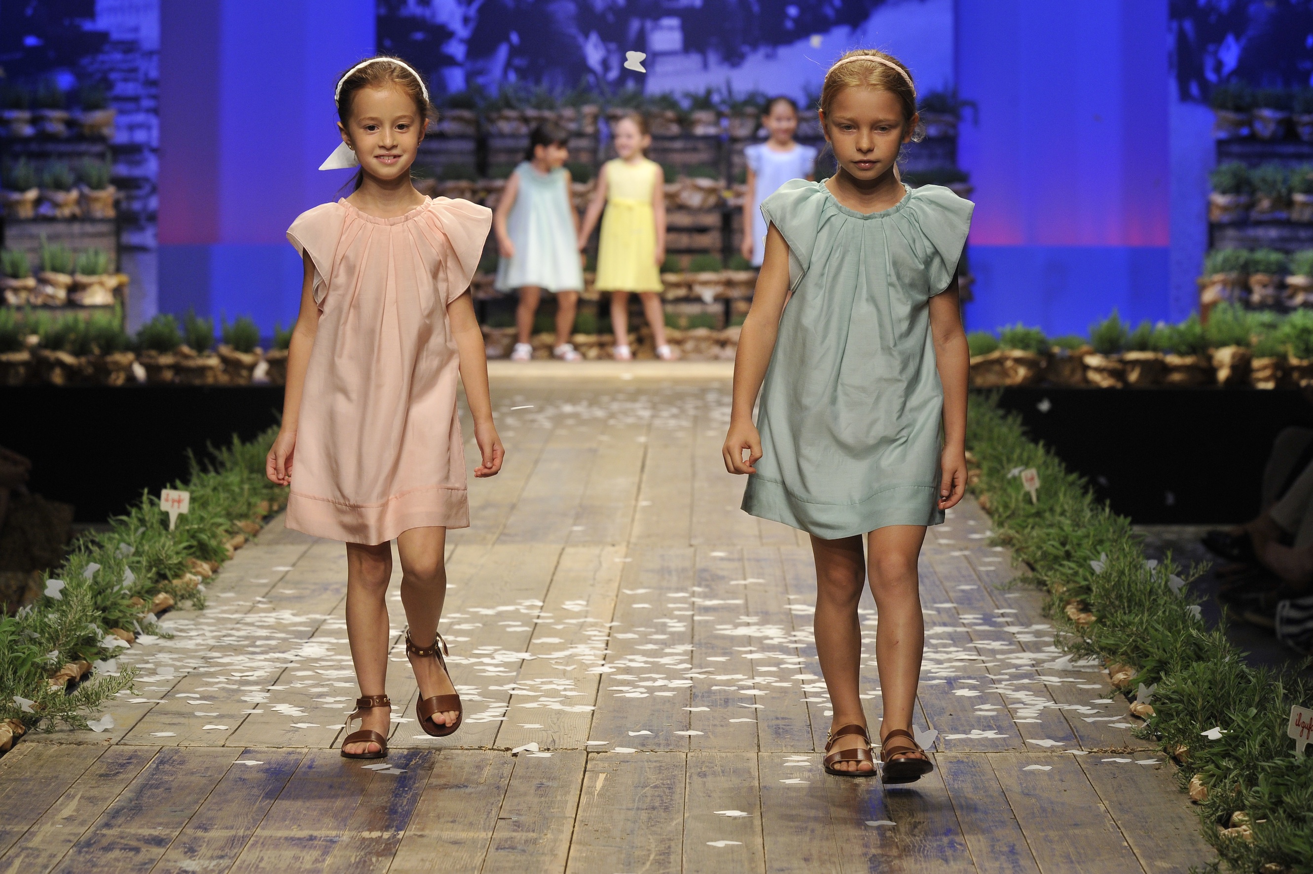 Il Gufo un estate dalle tinte pastello con i nuovi abiti da cerimonia Fashion Kids